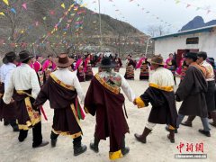 滇藏新通道上迎春节庆纷至沓来